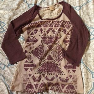 Half sleeve lace back shirt